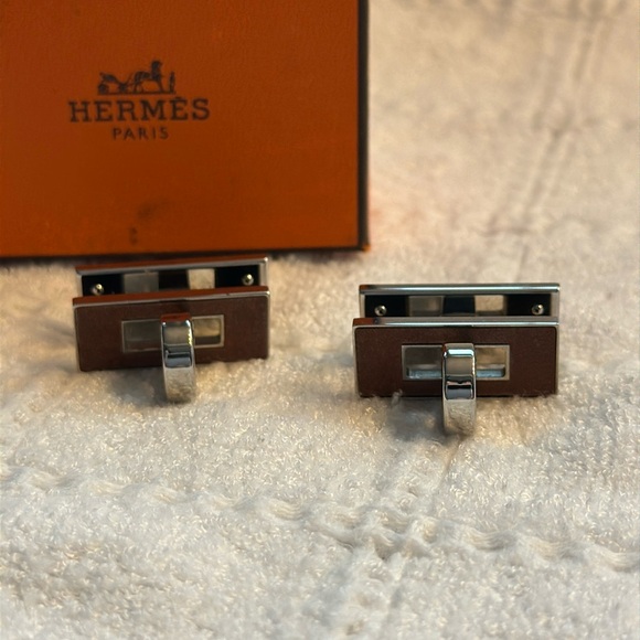 🔥Hermes Men's Cufflinks🔥 - Picture 1 of 7